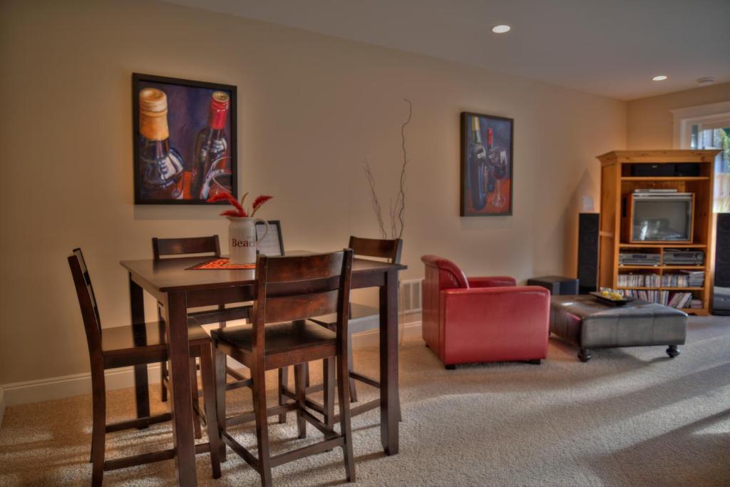 Shawnigan Suite B & B Shawnigan Lake Habitación foto